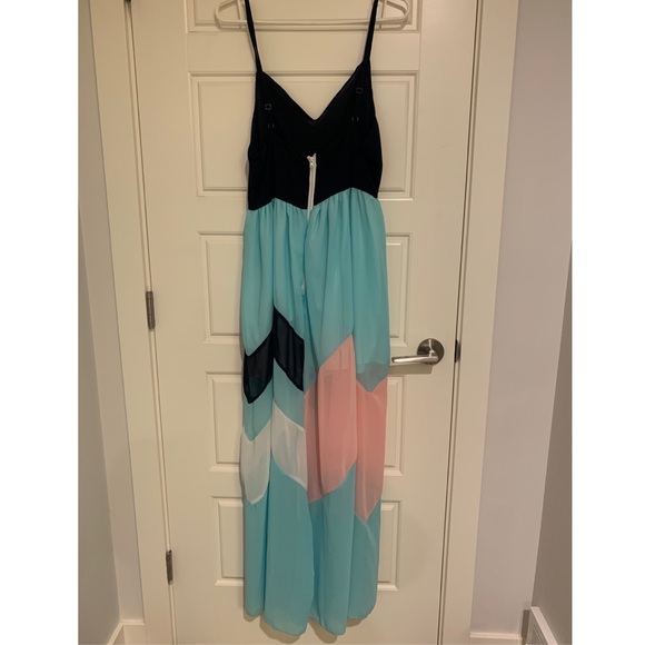 Long Dress w/ Spaghetti Straps - Picture 2 of 4